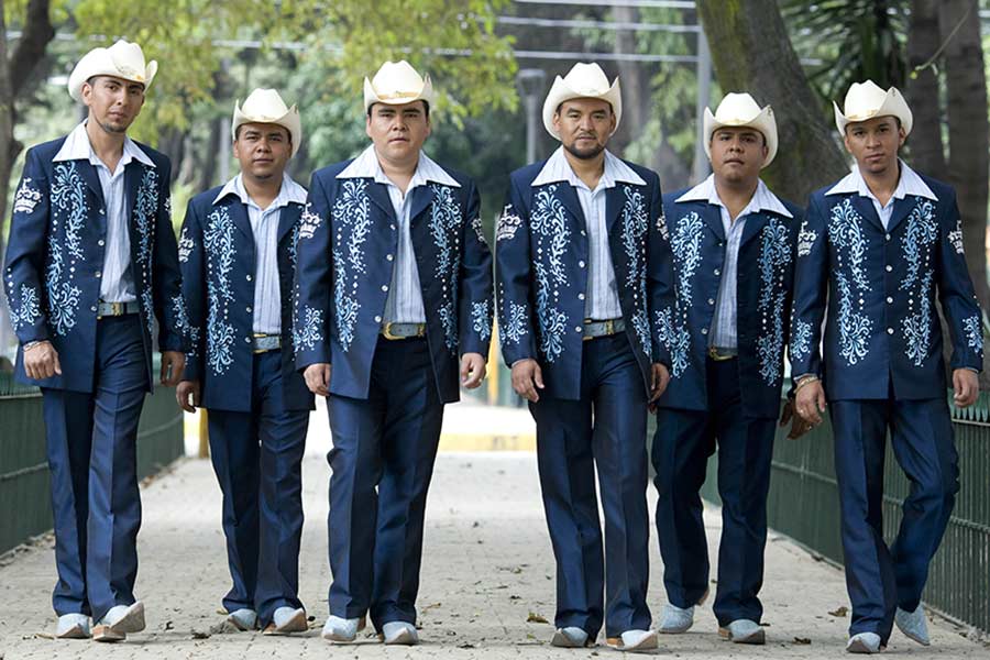 Trono de Mexico Contrataciones en Starmedios.com