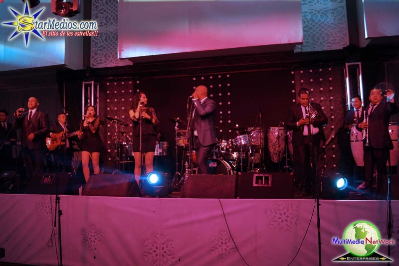 La mejor Sonora Dinamita de Lucho Argain. Embajadores de la cumbia contrataciones directas en StarMedios.com