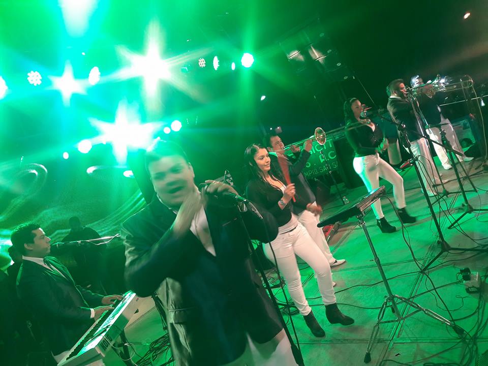 Grupo Karos contrataciones en Starmedios.com