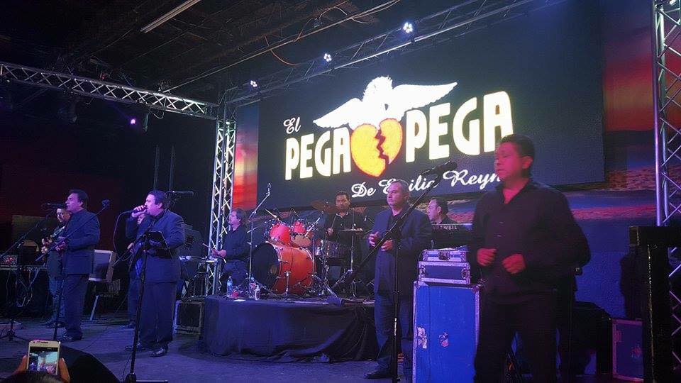 Pega pega de Emilio Reyna contratacione en StarMedios.com