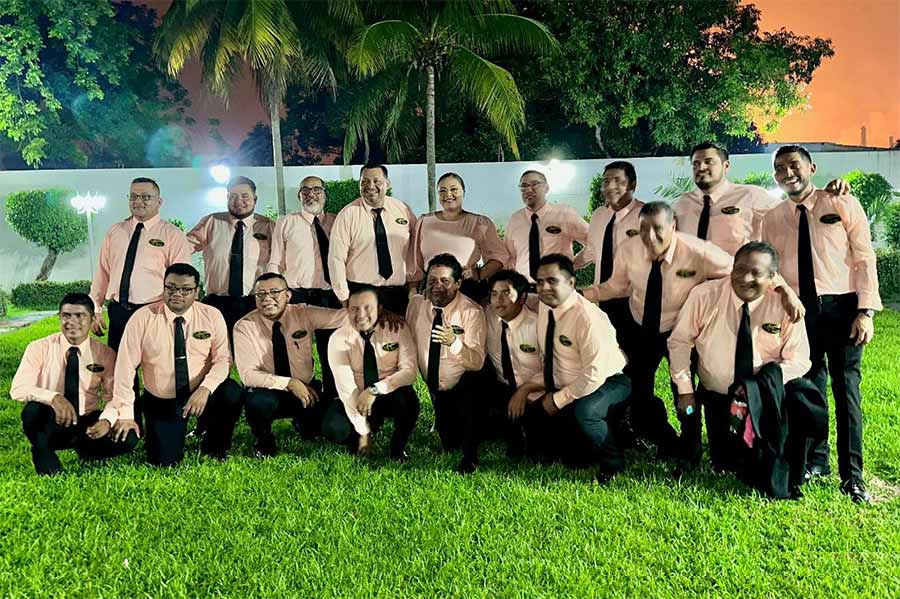 Orquesta La Tipica contrataciones directas en StarMedios.com