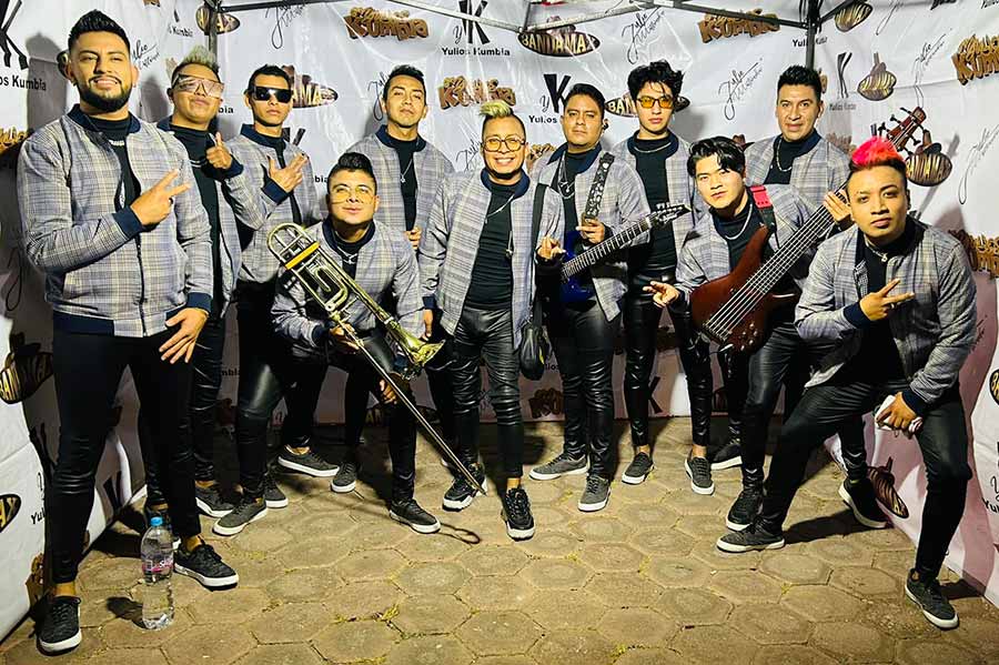 Yulios Kumbia contrataciones e informes