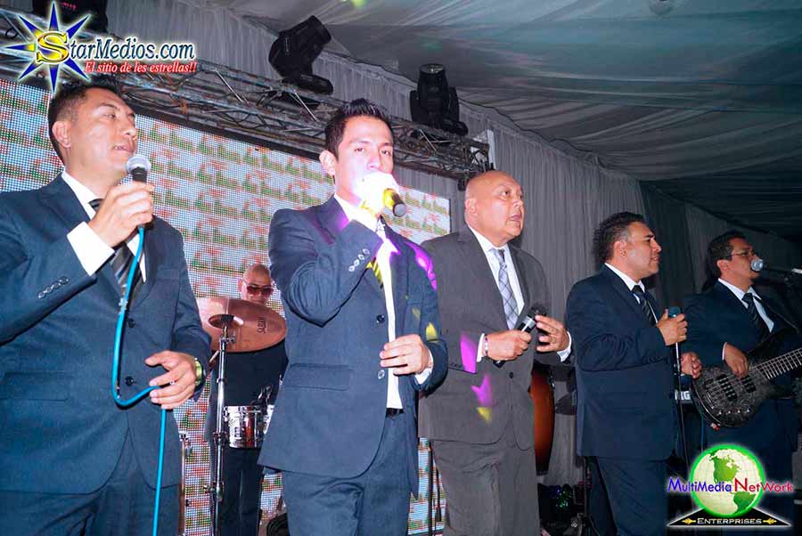 Angel Venegasz y la orquesta con sabor contrataciones en starmedios.com