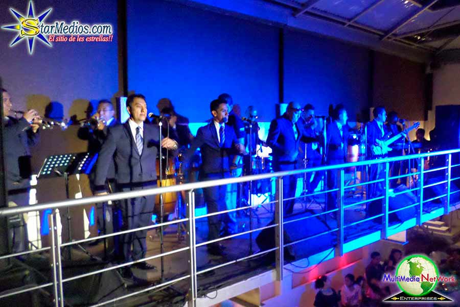 Angel Venegas y orquesta con sabor contrataciones starmedios.com