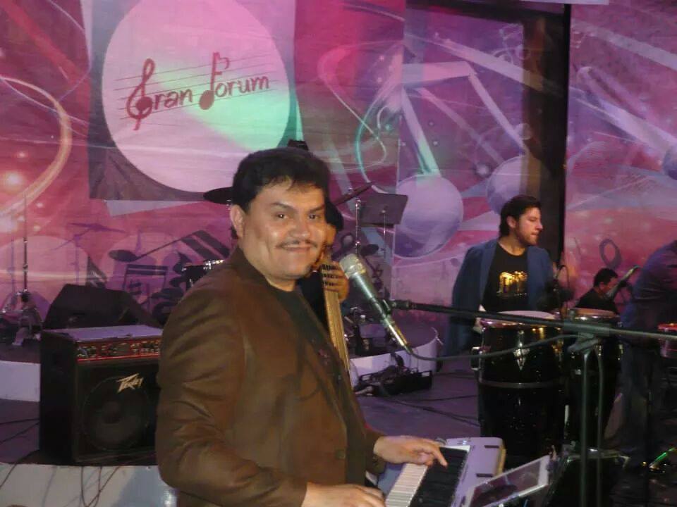 Efren David contrataciones e informes en StarMedios.com